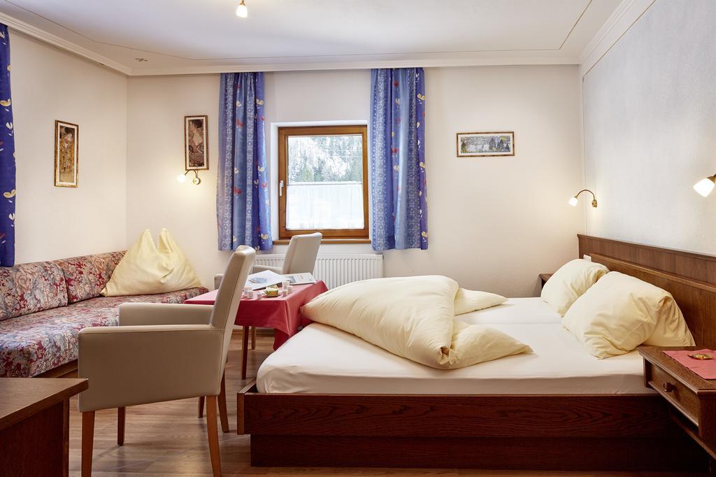 Alpengasthof Enzingerboden Guest House Номер фото